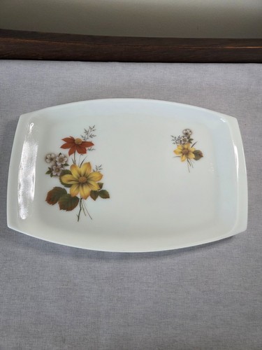 Vintage jaj pyrex serving - vintage,