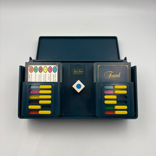 Vintage trivial pursuit - trivial, pocket