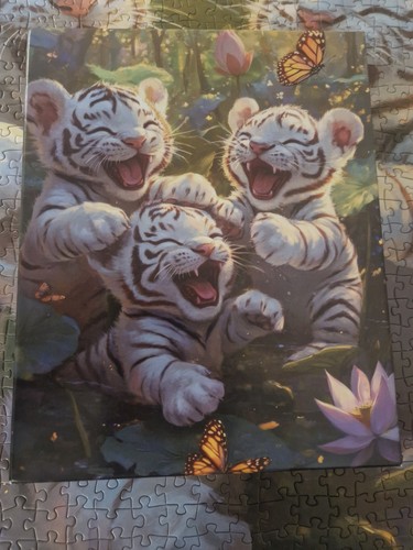 White tiger cubs - white, piece