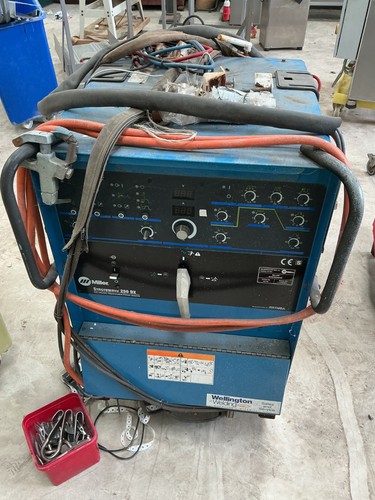 Miller welder syncrowave 250 - miller,