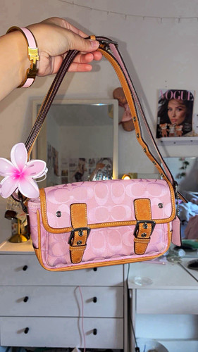 Vintage coach signature - vintage,