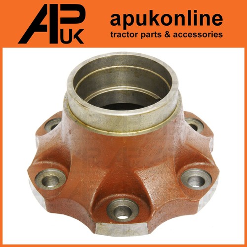 Front wheel hub for - wheel,