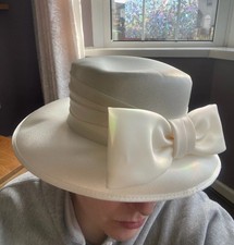 Cream satin style ivory 1950s