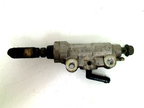Master cylinder rear - cylinder,