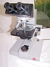 LEITZ WETZLAR SM LUX BINOCULAR MICROSCOPE 020-441  4 OBJECTIVES V GOOD WORKING