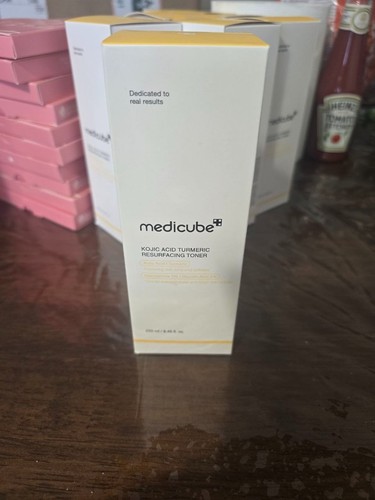 Medicube kojic acid - medicube, turmeric