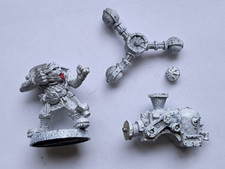 Vintage Metal Warhammer 40K Space Ork Mekaniak Big Mek with Shokk Attak Gun  GW