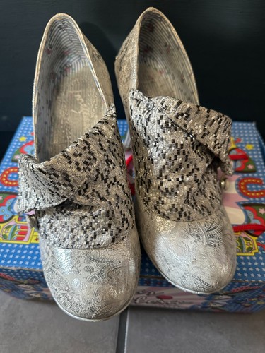 Title irregular choice - title,