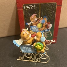 Carlton Cards Ornament Sweethearts Christmas 2001 Bears in Sleigh