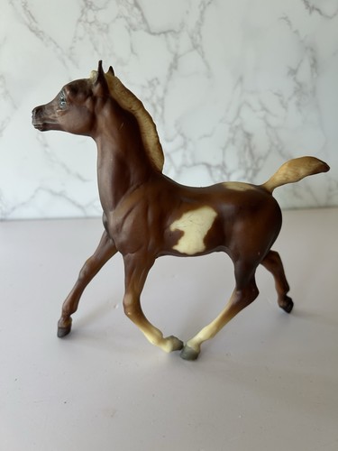Breyer brown white pinto - brown,
