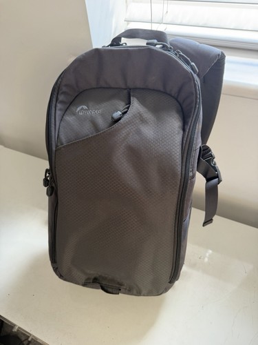 Lowepro transit sling 250 - 250, aw