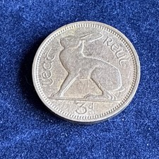 1940 Irish Threepence Coin Rabbit Celtic Harp  1/2 Reul  Ireland 3d Eire