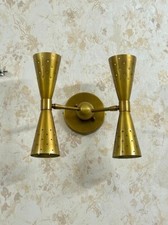 Modern Style mid-Century Bow