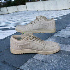 Nike Air Jordan 1 Triple White