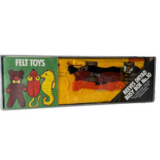Reeves Dryad Busy Box No.10 Vintage Felt Toys Craft Sewing Kit Part Used Pieces