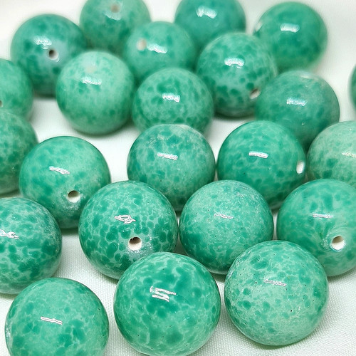 Vintage glossy green speckled