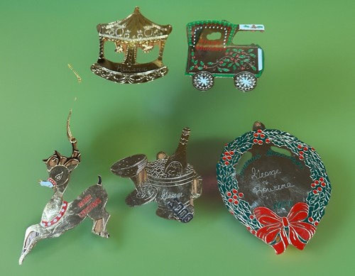 Vintage gold tone metal - tone,