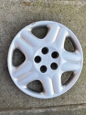 TOYOTA AVENSIS 15" WHEEL TRIM X 1 HUB CAP GENUINE 4260205080