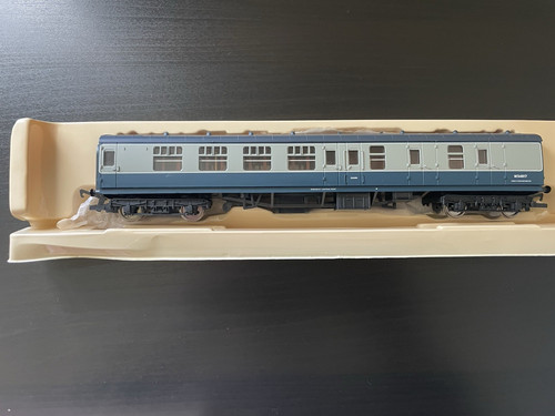 Hornby r4109a brake carriage - carriage,