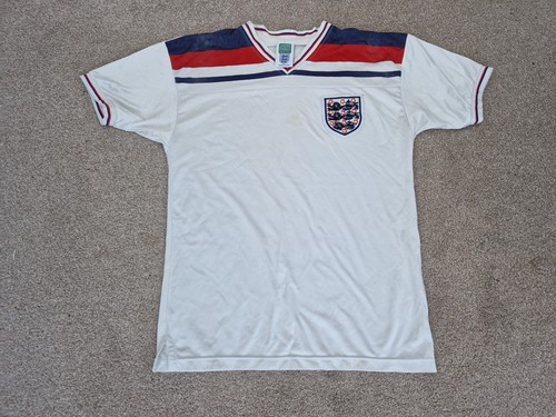 Retro score draw england - score,