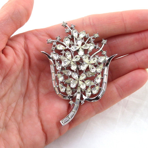 Vintage trifari flower - flower, brooch
