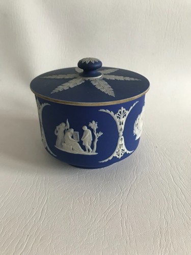 Vintage wedgwood bue jasper - vintage,