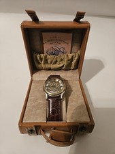 2000 Disney WDW Ex Animal Kingdom Embossed Logo LE #286 2000 Watch Suitcase New