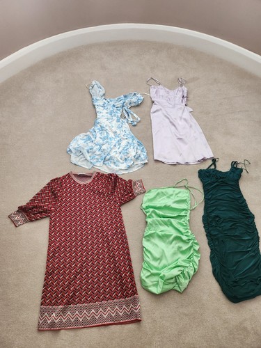 Ladies dresses pre - -, loved