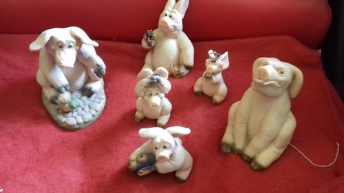 Piggins figurines fun happy - piggins.,