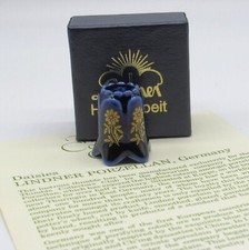 THIMBLE COLLECTORS CLUB