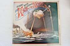 VG+JEFF WAYNES WAR OF THE