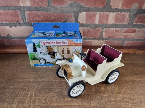 Sylvanian families white - families,