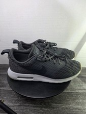 Size 10.5 - Nike Air Max Tavas
