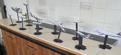 Long shelf display for - shelf,