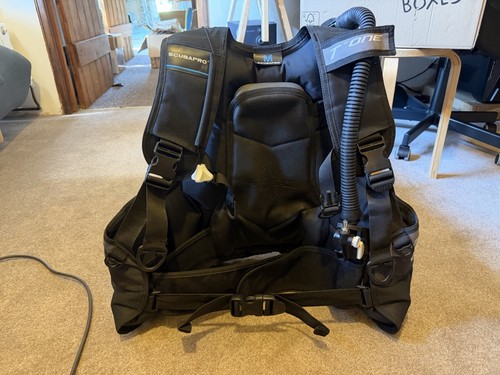 Scubapro one bcd medium - scubapro,