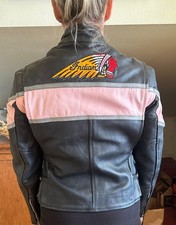 VINTAGE Women's Genuine