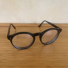 Cutler And Gross Black Round