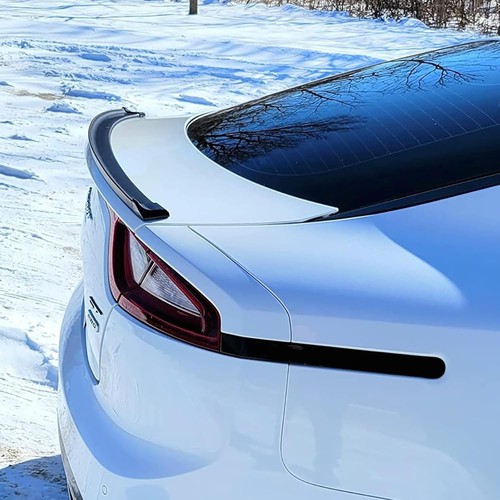 Gloss black car rear - 1.5m, 3d