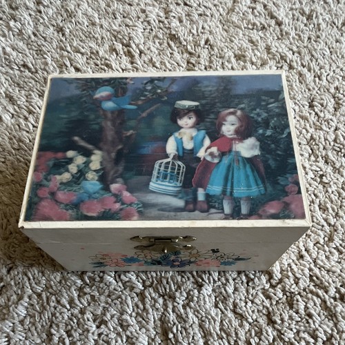 Vintage musical jewellery box - vintage,