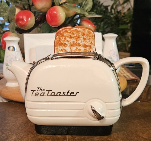 The tea toaster - tea, teapot