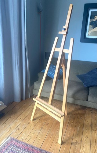 Large studio easel - easel,