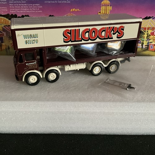 Corgi scale diecast - corgi,