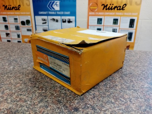 Renault 747cc piston - 747cc,