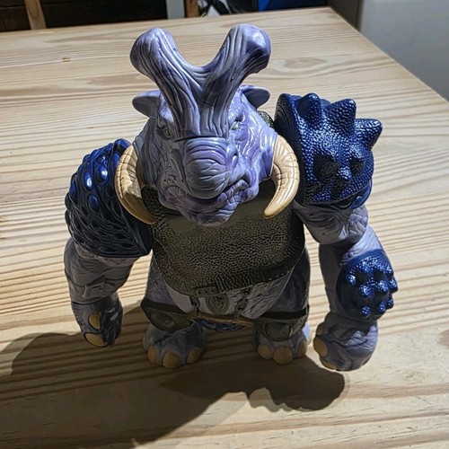 Small soldiers punchit 1998 - punchit,
