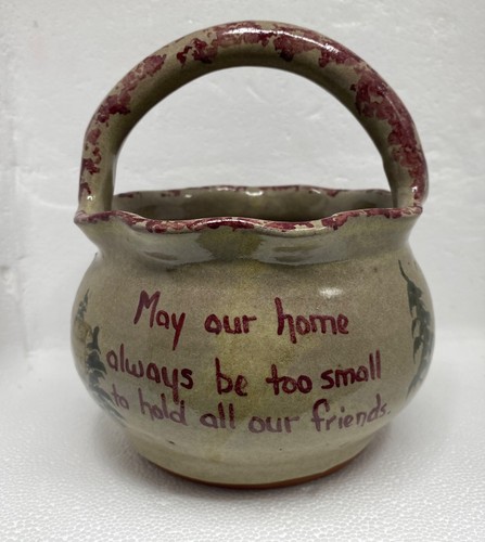Pigeon switch pottery - pigeon, basket