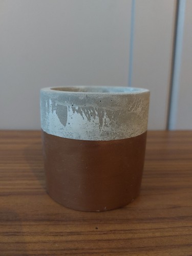 Concrete plant pot - concrete,