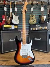 Fender Limited Edition Player Stratocaster Sunburst 2021 Electric Guitar