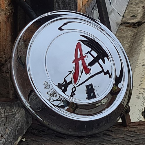 Austin hub cap with - 12, iconic