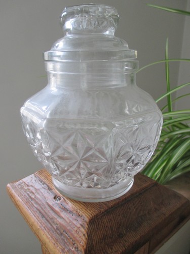 Dressing table jar with - table,