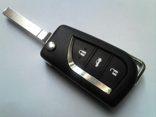 Genuine toyota avensis - toyota,